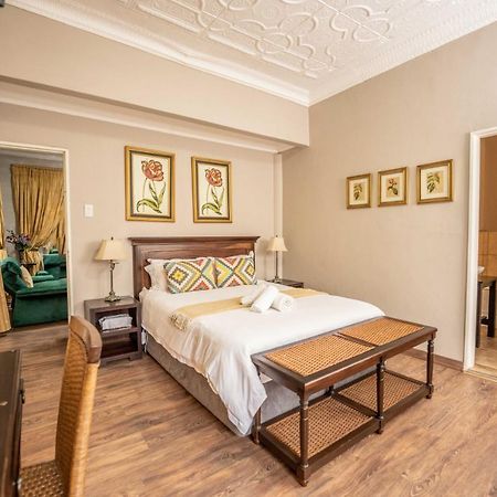 Fatmols Guest Lodge Johannesburg Exterior foto
