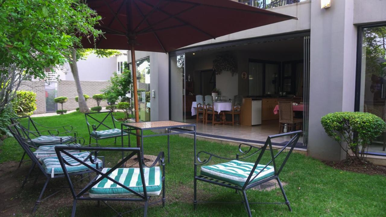 Fatmols Guest Lodge Johannesburg Exterior foto